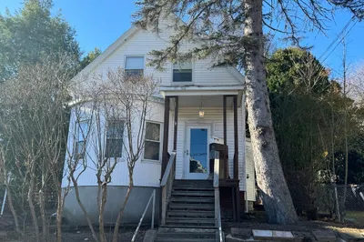 5 Beckman St