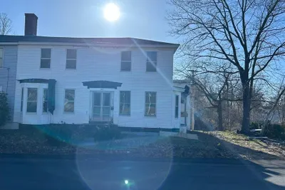 1545 Main St 1