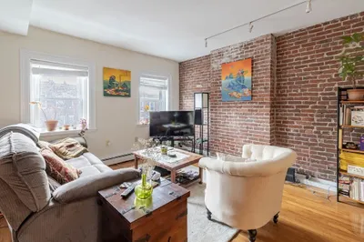 39 Garrison Rd #3