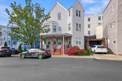 7-9 Gladstone Street 1
