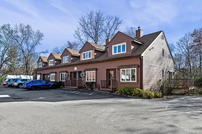 64 Casablanca Ct #64