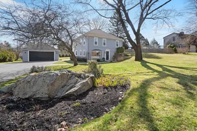 18 Brook Hill Dr 1