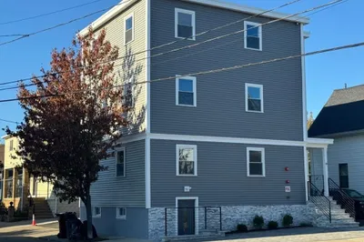 18 Central Ave 1