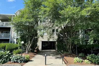 23 Randolph Pl #110