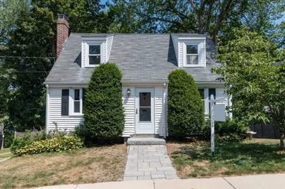 15 Peak Hill Rd