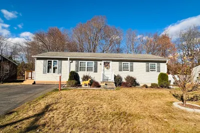 36 Sunbrier Rd 1