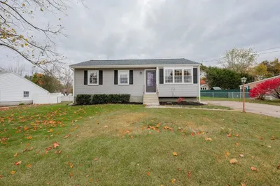 3 Meryl St