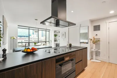 45 Province St #905