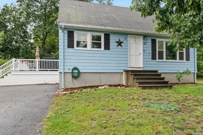 267 Salem Rd