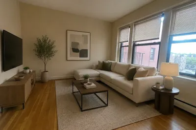 1242 Commonwealth Ave #42 1