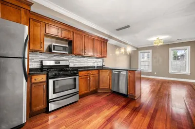 124 D Street #2