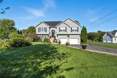 82 Hillside Road 1