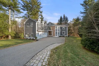 146 Pine St 1