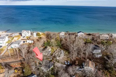 38 Glen Ave