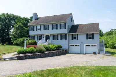 31 Meadowlands Ct 1