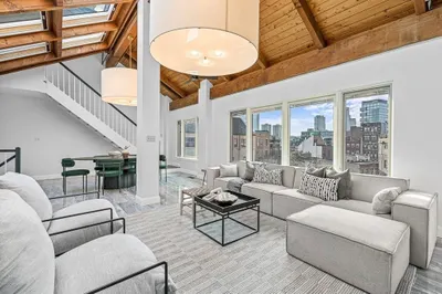 100 Fulton St #5V