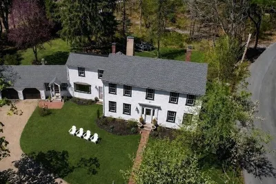 375 Linebrook Rd 1