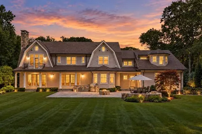 250 Country Drive 1
