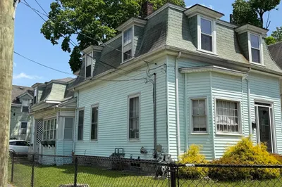 48 Williams Ave