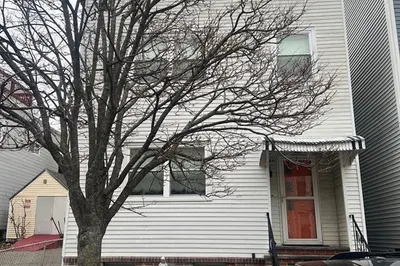124 Princeton St