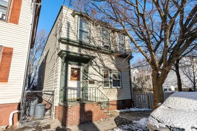 76 Byron Street 1