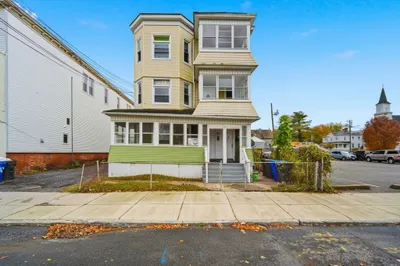 201 Main St 1