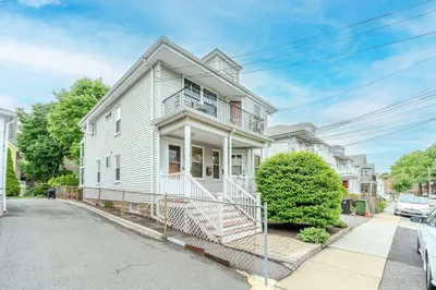31-33 Quimby St