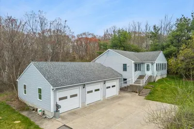 205 Paine Rd 1