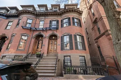 56 Dwight St #2