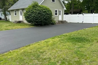 11 Friar Tuck Ln 1