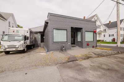 210 School St 1