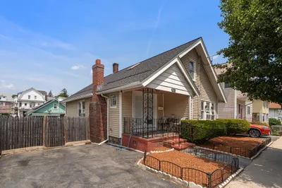 19 Elsie St 1