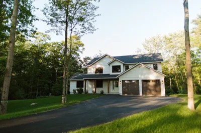 160 Willard Rd 1