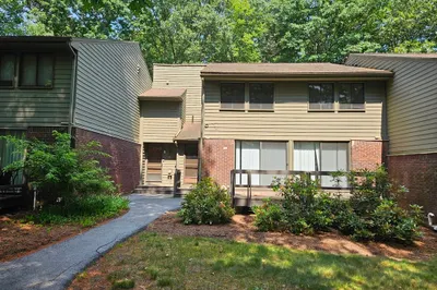 604 Old Stone Brook #4 1