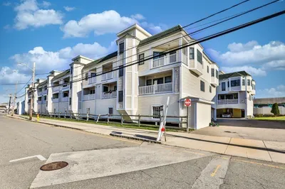 11 Railroad Ave #A12 1