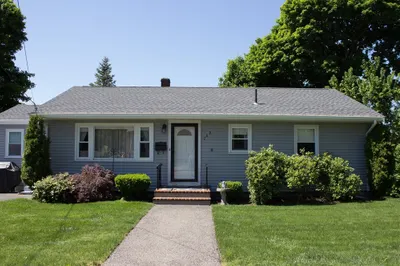 289 Winter St 1