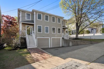 28 Hillside Road #28