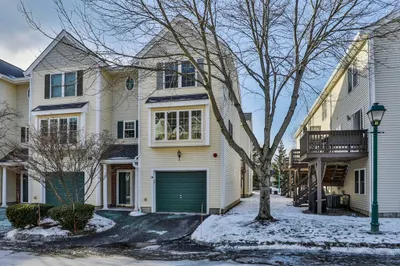 34 Groveland Commons Way #34 1