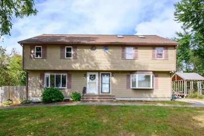 25 Yoke Rd #25 1