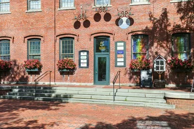 5 Market Square #105 1