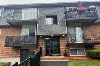 176 Maple Ave #1-1 1