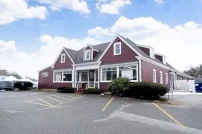 134 Main St 1