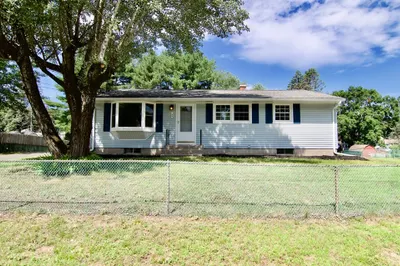 60 Murphy Ln 1