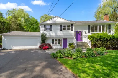 255 Sumner St