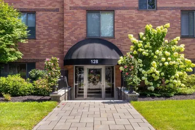 128 Pleasant Street #207 1