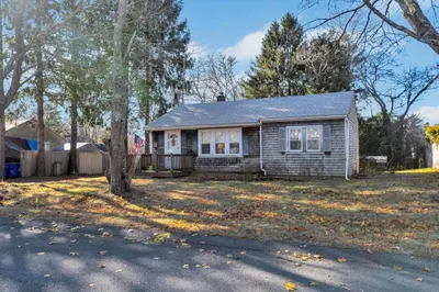 5 Tucy Ave
