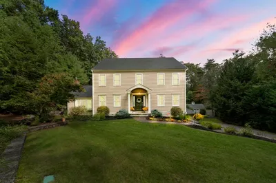 66 Hemlock Dr 1