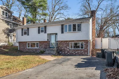 33 Rockwood Rd