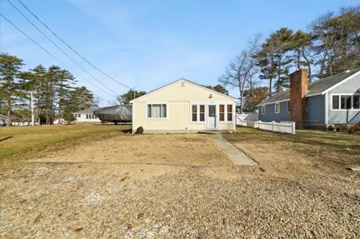 9 10th Ave 1