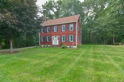 22 Strawstone Lane 1